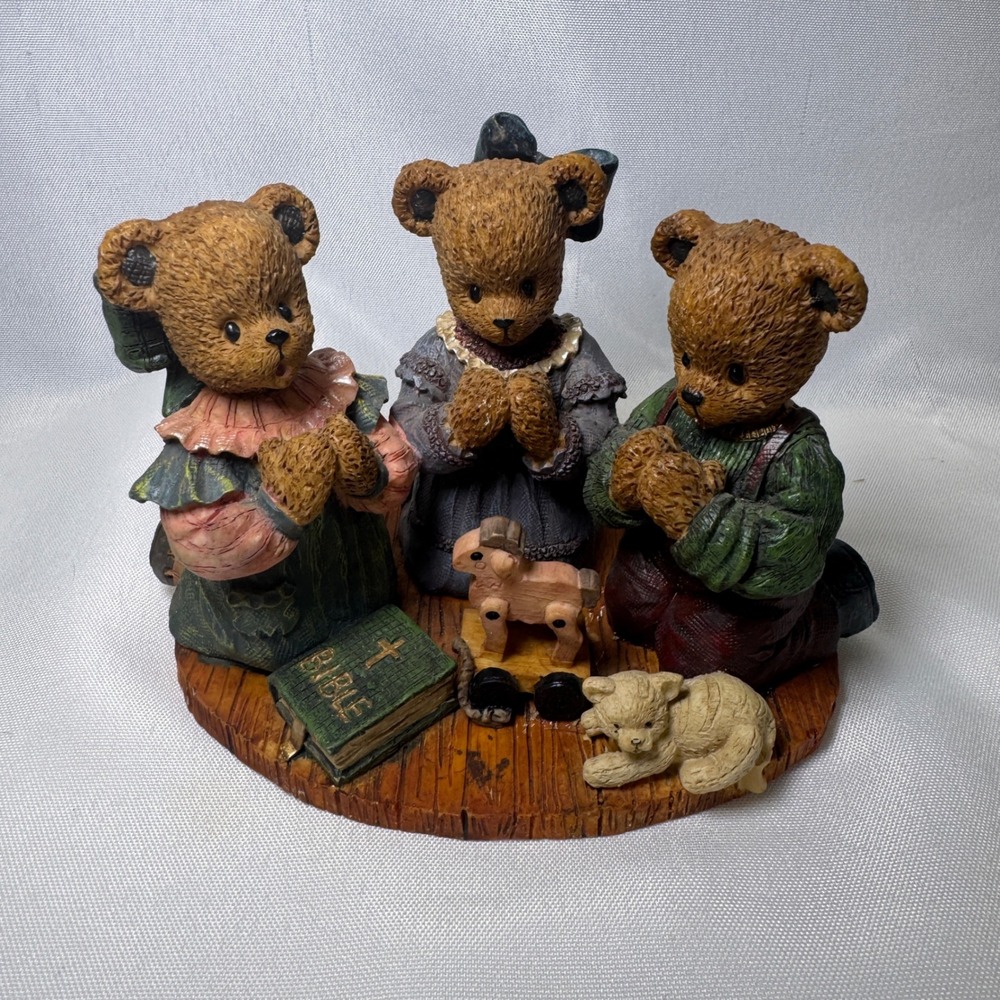 Young's Inc Berry Hill Bears Praying Figurine 1997 Matthew 18:20 Religious Decor